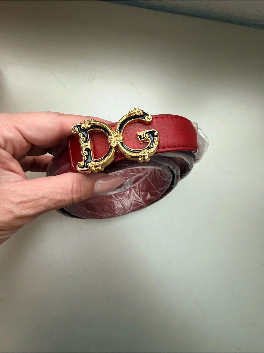 New women’s deep red Leather Belt with Gold DG Buckle - size XL(110cm